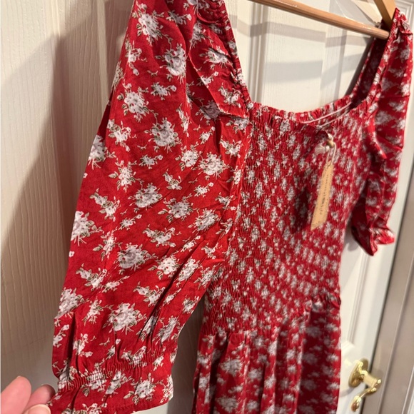 NATURAL LIFE Red Floral Puff-Sleeve Maxi Dress - Picture 3 of 7